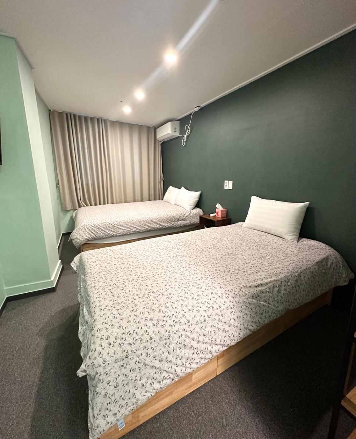 R Guesthouse Jongmyo Сеул Экстерьер фото