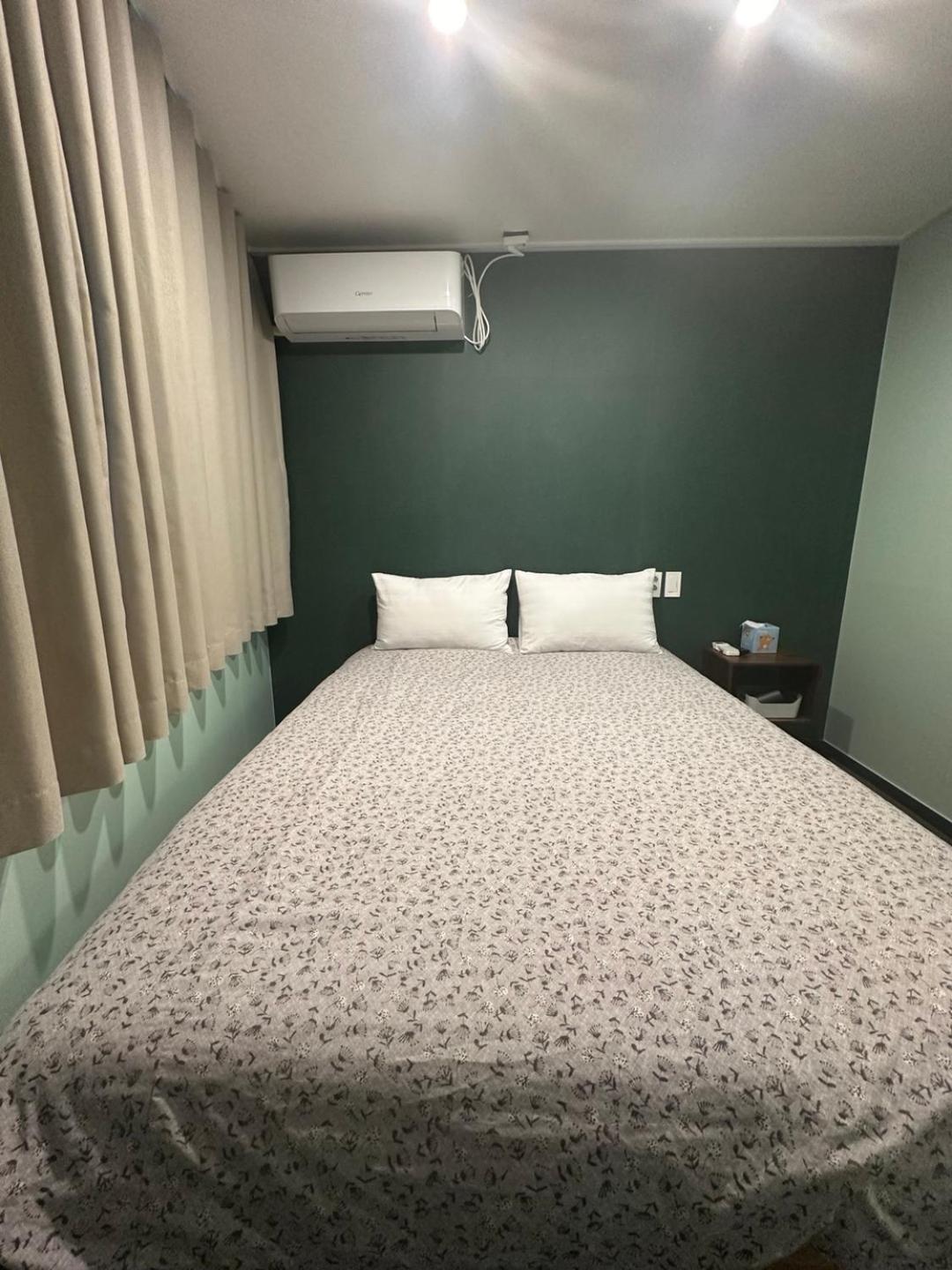 R Guesthouse Jongmyo Сеул Экстерьер фото